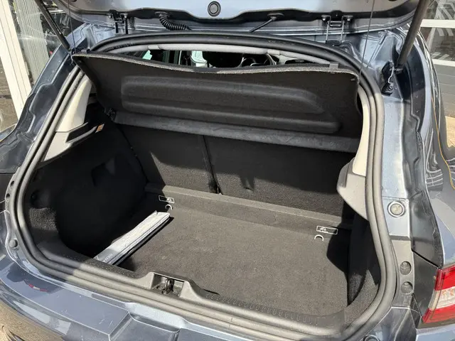 Renault Clio 0.9 TCe Limited 2018 Benzine 29
