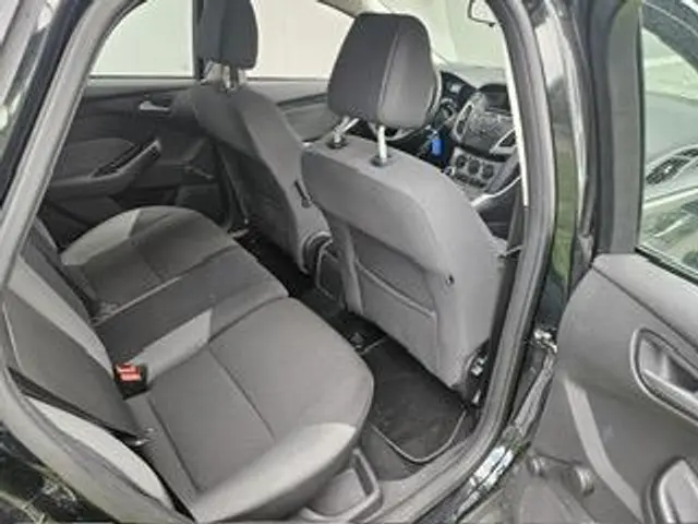Ford Focus Wagon 1.0 EcoBoost Trend 2013 Benzine 15