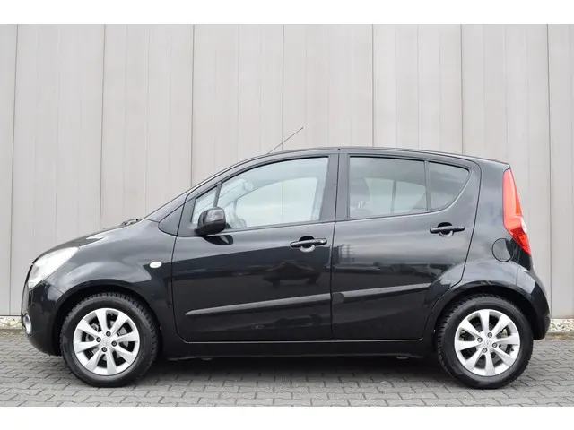 Opel Agila 1.0 Berlin 2015 Benzine 3