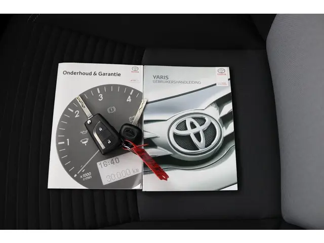 Toyota Yaris 1.0 VVT-i Comfort 2020 Benzine 9