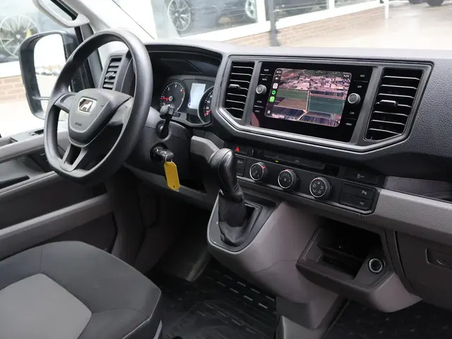 MAN TGE 35 3.140 AUT. L4H3 ZILVERGRIJS + CAMERA 2021 Diesel 3