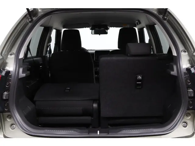 Suzuki Ignis 1.2 Smart Hybrid Select 2021 Benzine 24