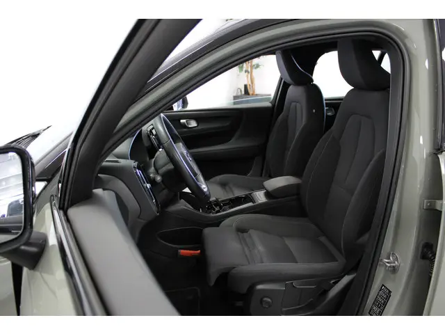 Volvo XC40 Recharge Plus 70 kWh 2022 Elektrisch 10