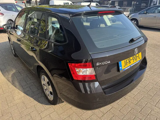 Škoda Fabia 1.0 TSI Drive 2018 Benzine 6