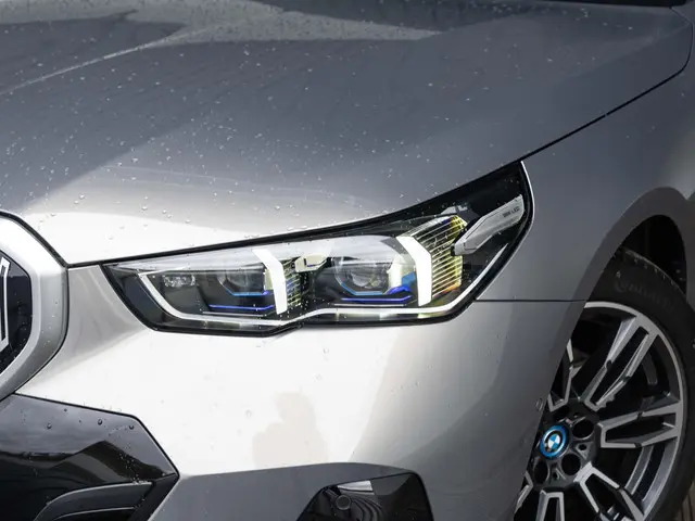 BMW 5 Serie Sedan 530e 2025 Hybride Benzine 13