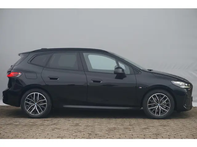 BMW 2 Serie Active Tourer 218i 2026 Benzine 6