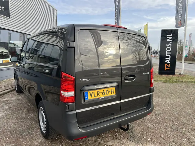 Mercedes-Benz Vito 110 CDI Lang 2021 Diesel 42