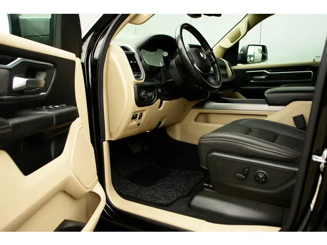 Dodge Ram 1500 DODGE V8 5.7 Bighorn LPG 2019 LPG/Gas 22