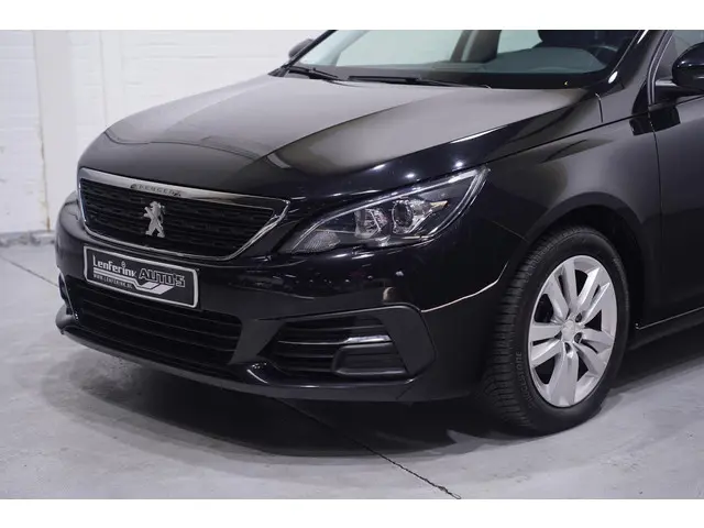Peugeot 308 1.5 HDI Active Pack 2020 Diesel 12