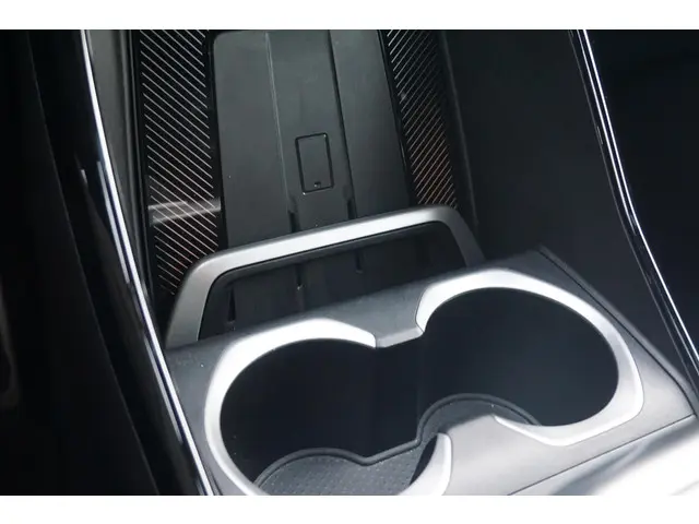 BMW X1 sDrive20i 2024 Benzine 17