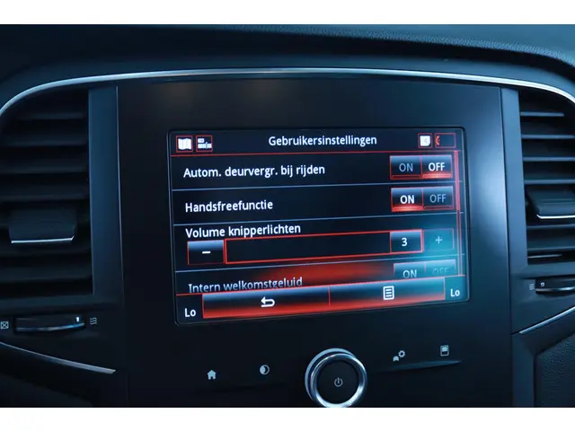 Renault Mégane Estate 1.3 TCe Limited 2019 Benzine 14