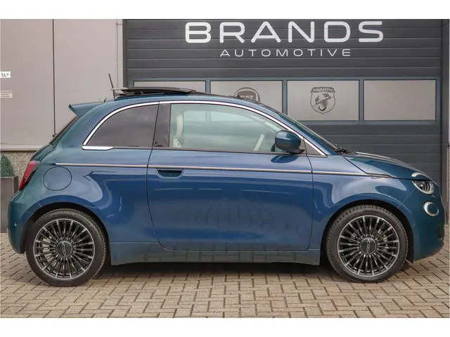 Fiat 500e La Prima 2022 Elektrisch 7