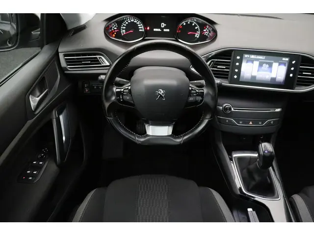 Peugeot 308 2