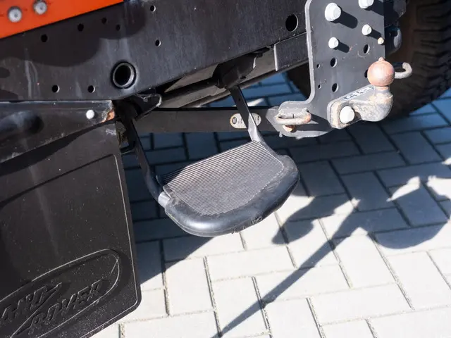 Land Rover Defender 2.2 D SW 90" XTech 2015 Diesel 34