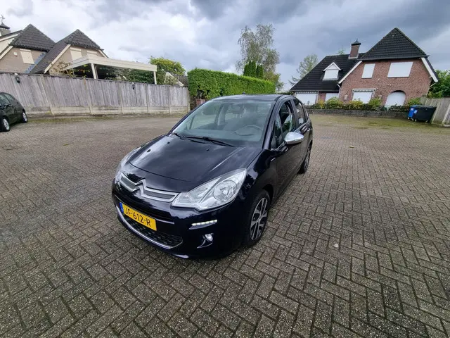 Citroën C3 1.2 PureTech Business 2016 Benzine 9