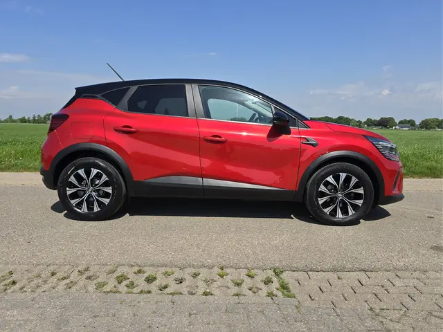 Renault Captur 1.0 TCe 90 techno 2023 Benzine 8