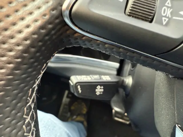 Audi Q3 45 TFSI e S edition 2021 Hybride Benzine 15