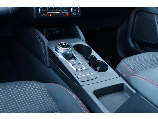 Ford Kuga 2.5 PHEV ST-Line 2022 Hybride Benzine 37