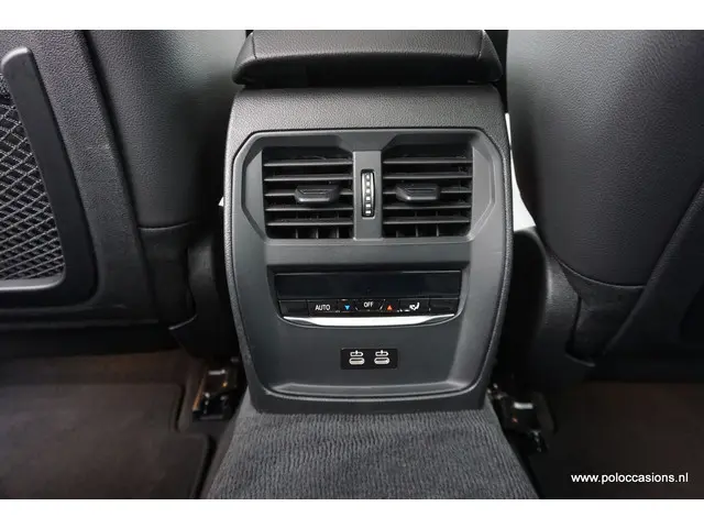 BMW 3 Serie 318i 2021 Benzine 11