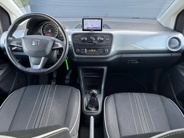 SEAT Mii 1.0 Sport Connect 2016 Benzine 6