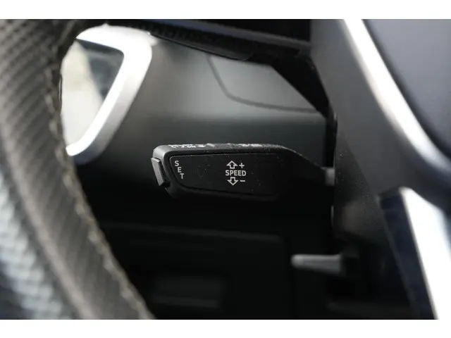 Audi A6 Avant 40 TFSI S edition 2022 Benzine 21