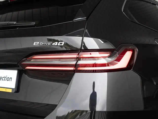 BMW i5 Touring eDrive40 2025 Elektrisch 14