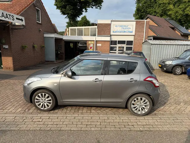 Suzuki Swift 1.2 Comfort 2013 Benzine 14