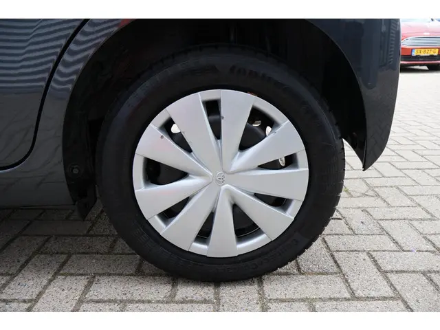 Toyota Aygo 1.0 x-fun 2019 Benzine 18