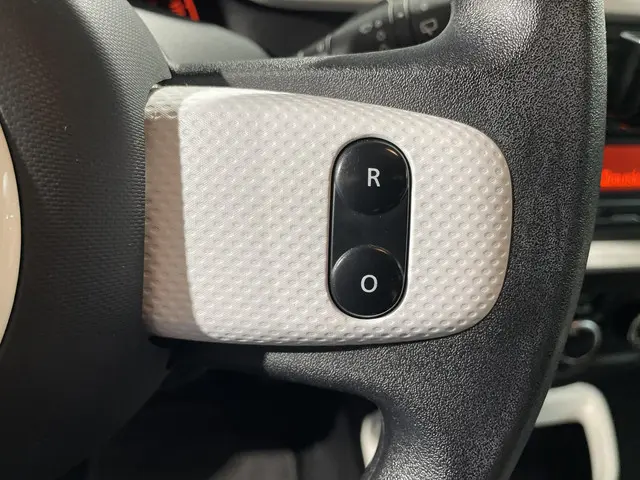 Renault Twingo 1.0 SCe Collection 2018 Benzine 18