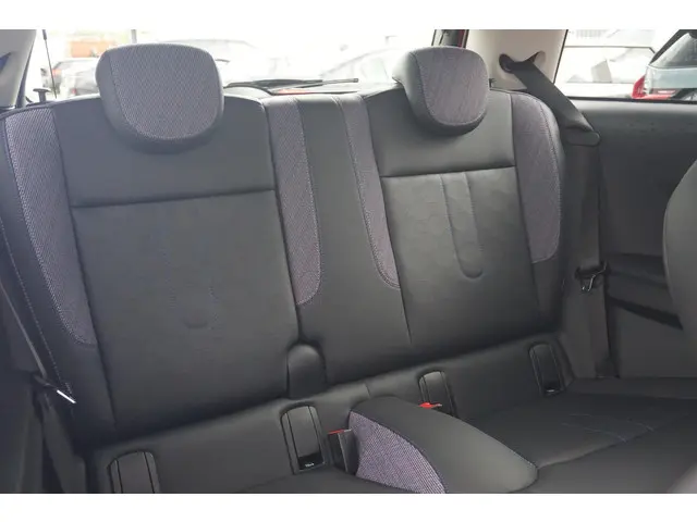 MINI 3-Deurs Cooper C 2024 Benzine 8