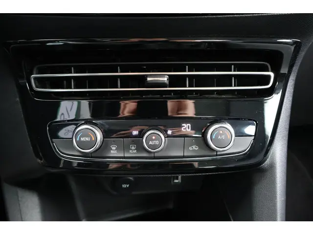 Opel Mokka 1.2 Turbo Elegance 2022 Benzine 28