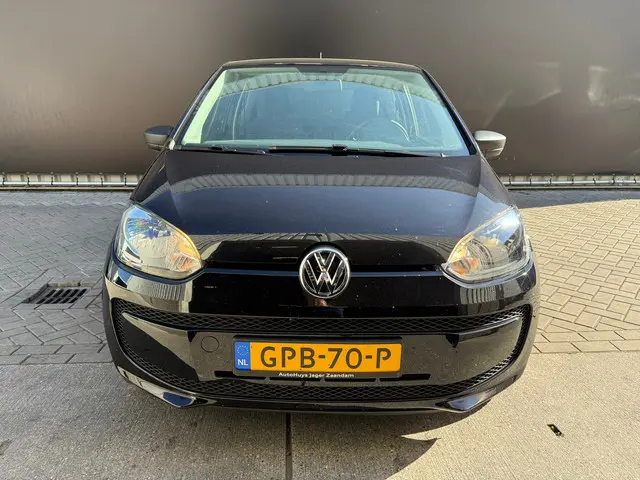 Volkswagen up! 1.0 groove up! BlueMotion 2015 Benzine 9