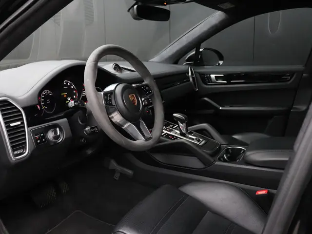 Porsche Cayenne 3.0 E-Hybrid 2020 Hybride Benzine 14