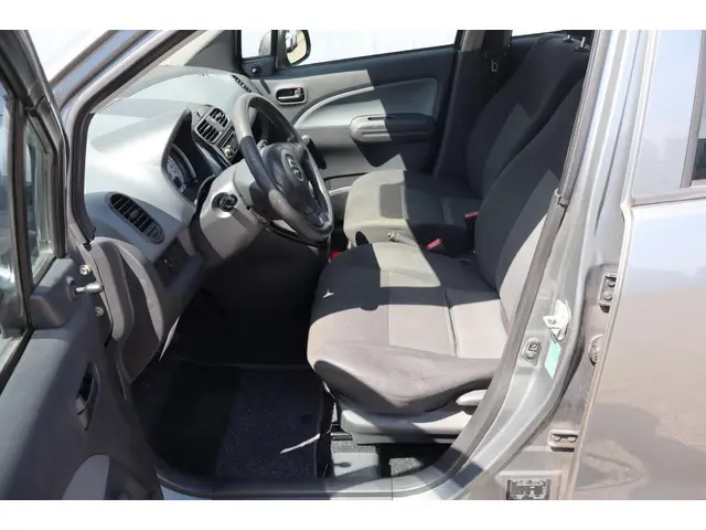 Suzuki Splash 1.0 VVT Base, Trekhaak. 2012 Benzine 5