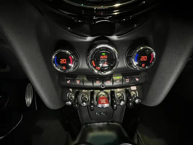 MINI Cooper Mini 2.0 John Works Chili 2019 Benzine 25