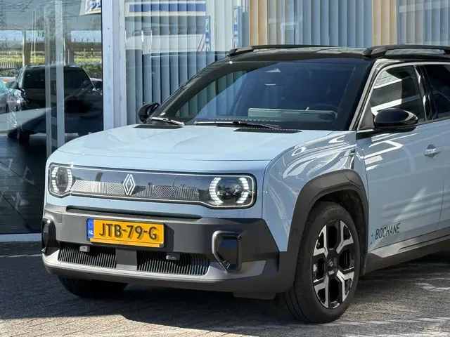 Renault 4 comfort range techno 52 kWh 2025 Elektrisch 18