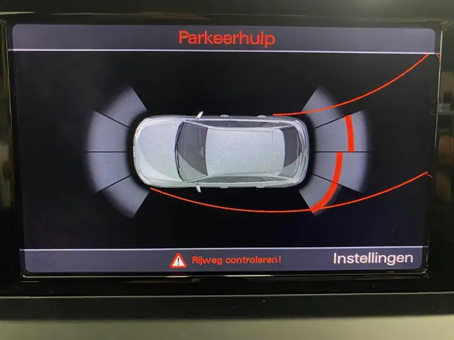 Audi Q3 2.0 TFSI quattro Sport Pro Line S 2015 Benzine 35