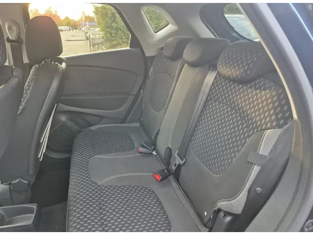 Renault Captur 0.9 TCe Intens 2019 Benzine 12