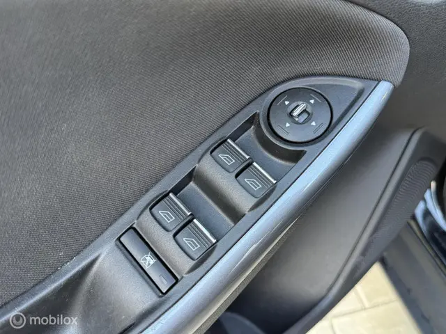 Ford Focus Wagon 1.0 EcoBoost Titanium 2013 Benzine 15