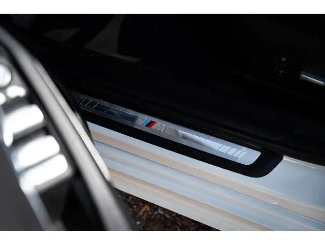 BMW 3 Serie M340i xDrive 2022 Benzine 35