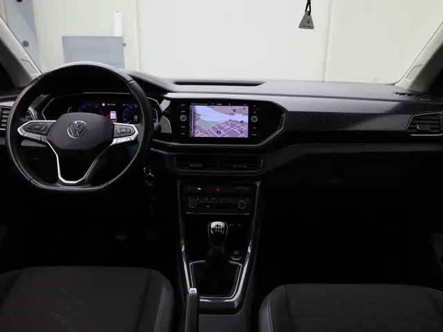 Volkswagen T-Cross 1.0TSI/110PK Style 2021 Benzine 4