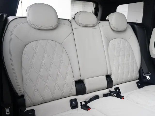 MINI Countryman Cooper Aut. 2021 Benzine 11