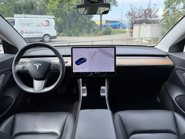 Tesla Model 3 Range Plus 2020 Elektrisch 17