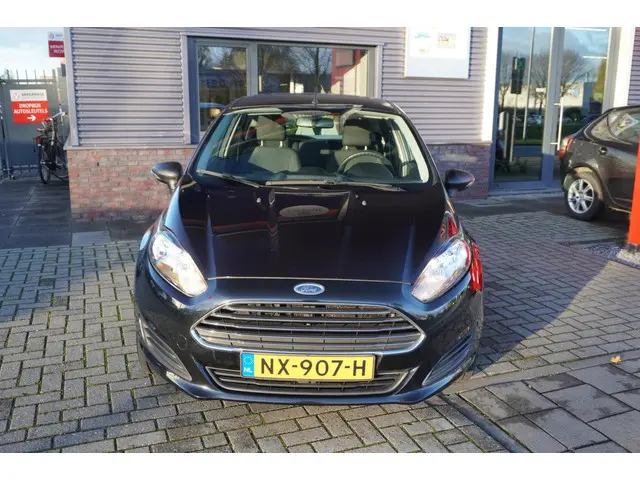Ford Fiesta 1.25 / Airco / Radio 2015 Benzine 8