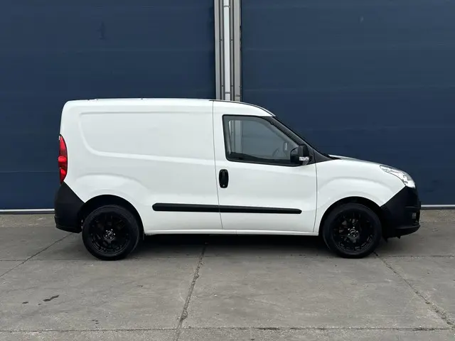 Opel Combo 1.3 CDTi L1H1 Selection 2018 Diesel 8