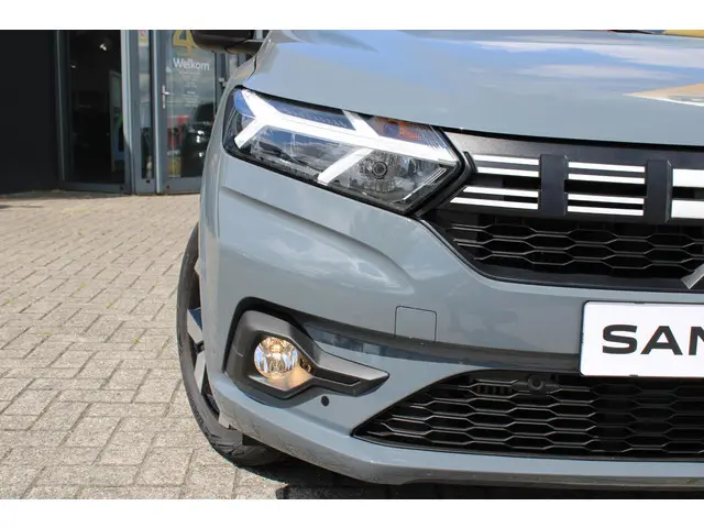 Dacia Sandero TCe 90 Journey 2025 Benzine 26