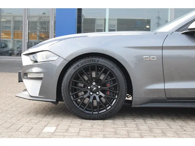 Ford Mustang Convertible 5.0 V8 GT 2022 Benzine 12