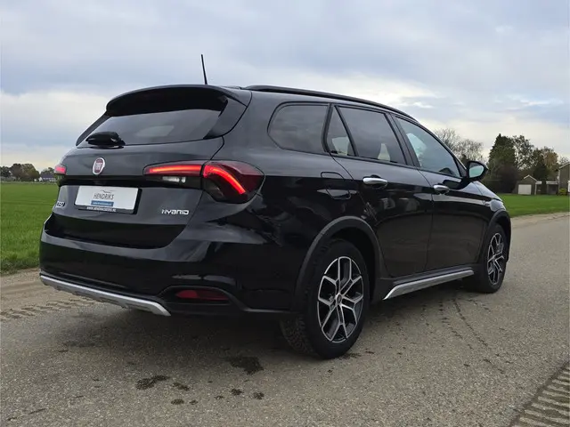 Fiat Tipo 1.5 Hybrid City 2023 Hybride Benzine 7