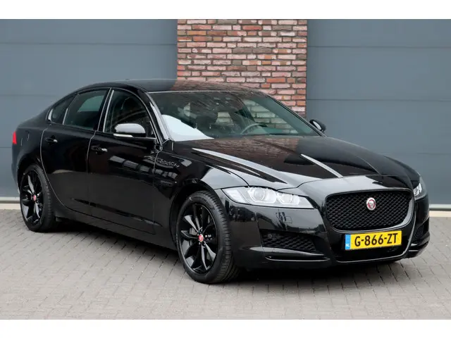 Jaguar XF 2.0t 250 PK Chequered Flag Aut8 | 2020 Benzine 3