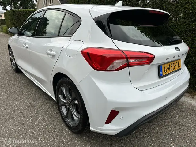 Ford Focus 1.0 EcoBoost ST Line Business 2019 Benzine 3